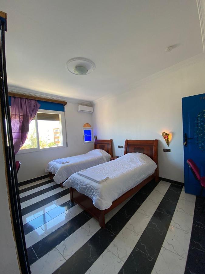 Hôtel ryad tetouan aéroport Esterno foto