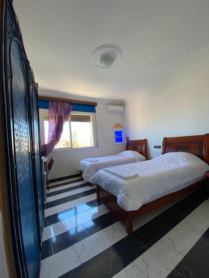 Hôtel ryad tetouan aéroport Esterno foto