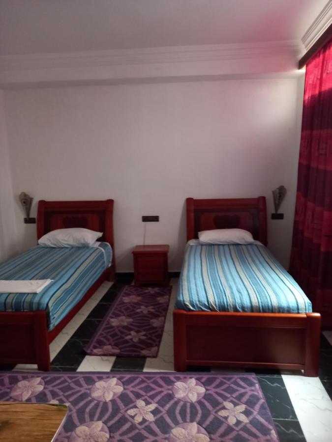 Hôtel ryad tetouan aéroport Esterno foto